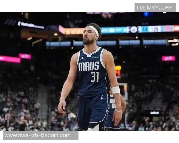 克莱·汤普森回应灰熊比赛:回忆2022年季后赛小佩顿受伤的瞬间与深刻影响 克莱·汤普森回应灰熊比赛:回忆2022年季后赛小佩顿受伤的瞬间与深刻影响