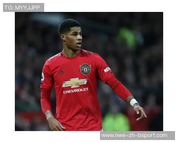 曼联转会“冻结”传闻曝光：一月份不会有大动作？另一笔潜在交易或成焦点